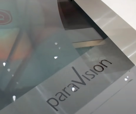 THE-WORLD-LARGEST-4K-MULTI-TOUCH-TRANSPARENT-TABLE
